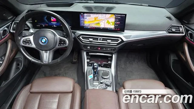 BMW i4 — Фото автомобиля 7