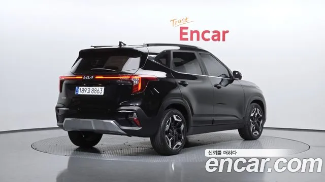Kia Seltos Бензин 1.6 турбо 2WD — Фото автомобиля 2