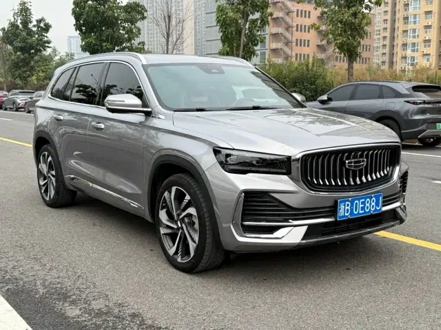 Фотография автомобиля — Geely Xingyue L