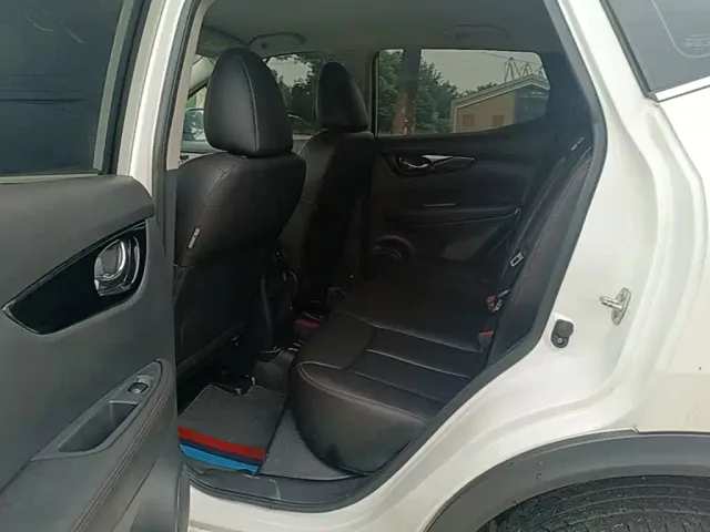 Nissan Qashqai — Фото автомобиля 16
