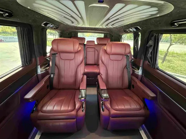 Mercedes-Benz V-Class — Фото автомобиля 8