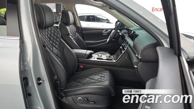 Genesis GV80 — Фото автомобиля 11