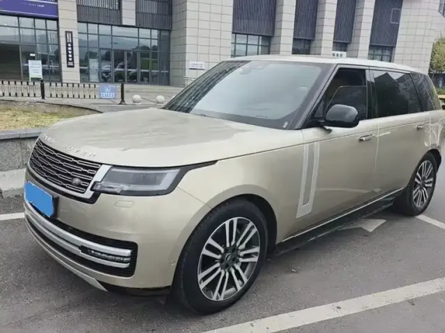 Фотография автомобиля — Land Rover Range Rover