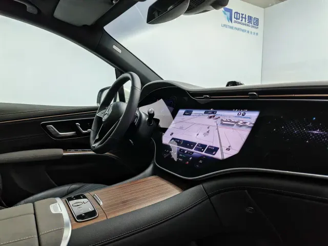 Mercedes-Benz EQS SUV — Фото автомобиля 15