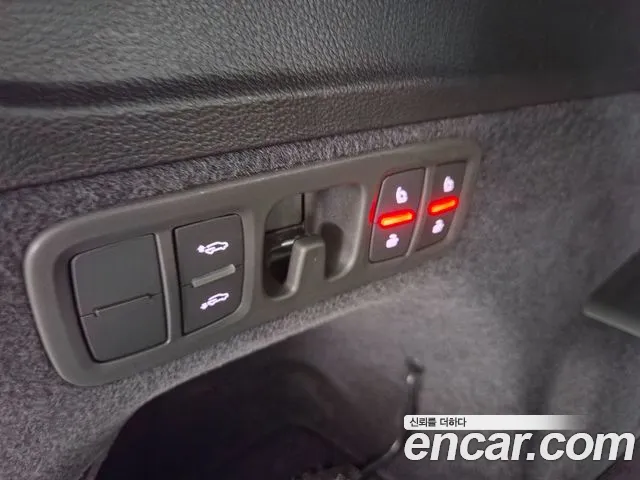 Audi Q7 — Фото автомобиля 12