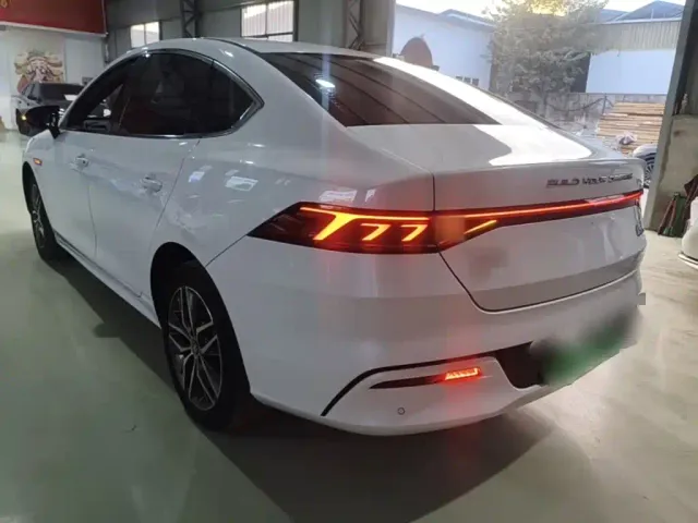 BYD Qin PLUS — Фото автомобиля 4