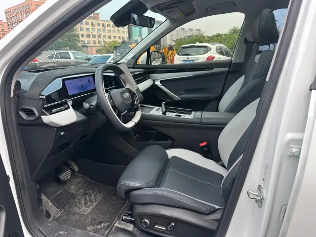 Geely Boyue L — Фото автомобиля 8