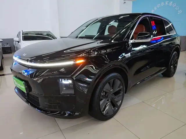 Фотография автомобиля — Li Auto L6