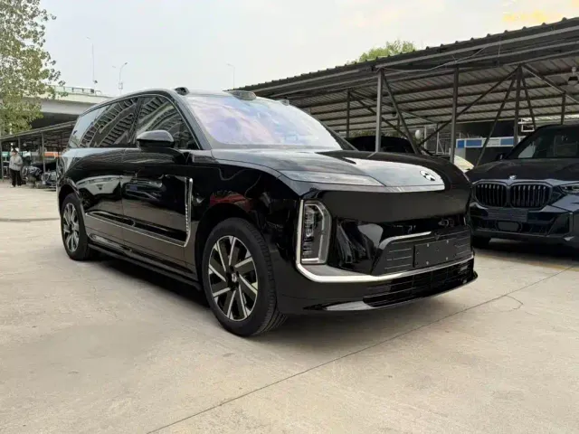 Nio ES9 — Фото автомобиля 3