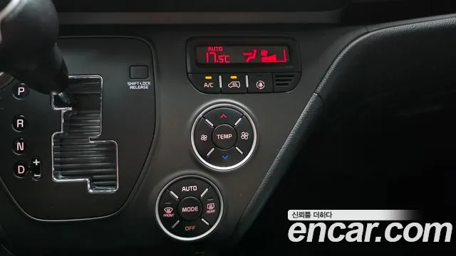 Kia RAY Новый Kia Ray Prestige — Фото автомобиля 17