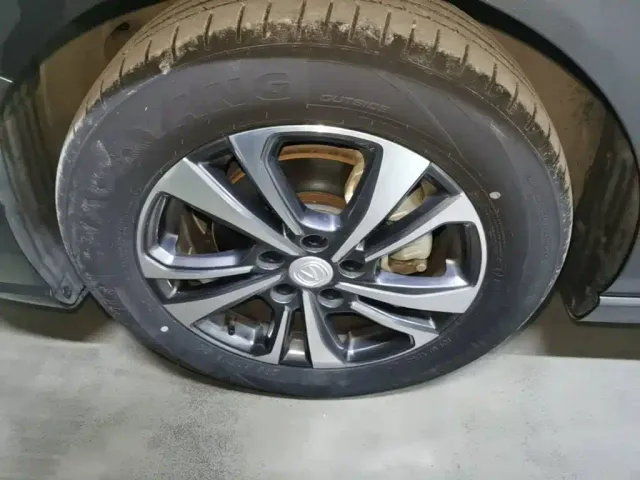 Changan Eado — Фото автомобиля 21