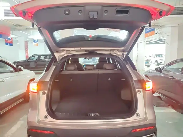 Changan CS55 Plus — Фото автомобиля 18