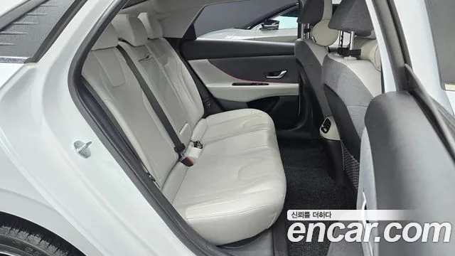 Hyundai Avante — Фото автомобиля 17