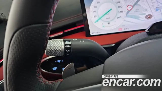 Genesis GV70 3.5T Бензин AWD — Фото автомобиля 30