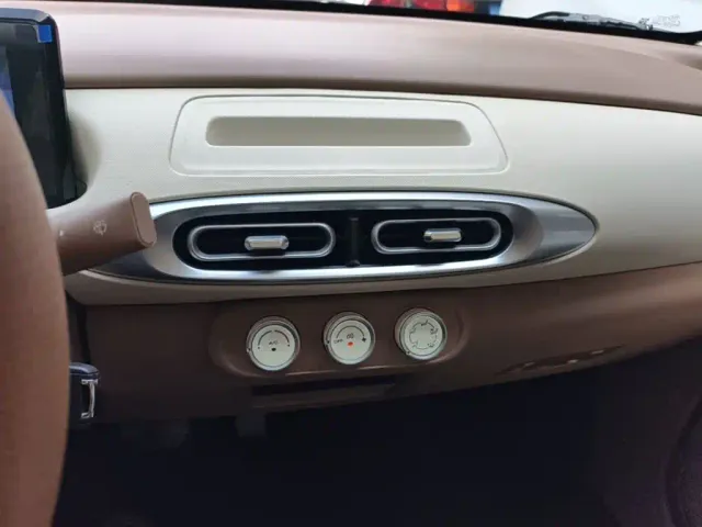 Wuling Hongguang Mini EV — Фото автомобиля 12