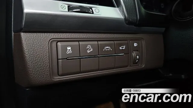 KG_Mobility_Ssangyong Rexton All Rexton Дизель 2.2 4WD — Фото автомобиля 17