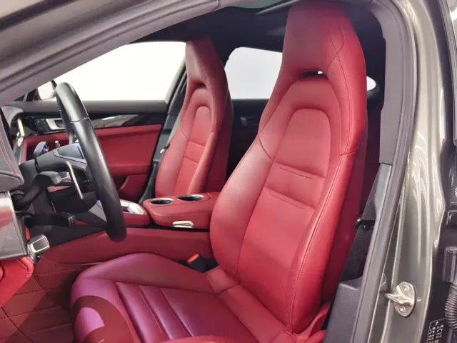 Porsche Panamera — Фото автомобиля 12