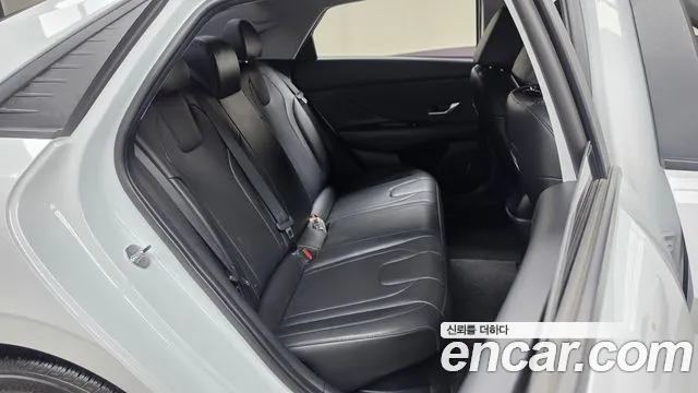 Hyundai Avante CN7 — Фото автомобиля 18