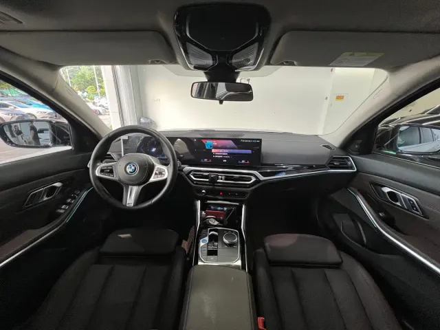 BMW i3 — Фото автомобиля 7