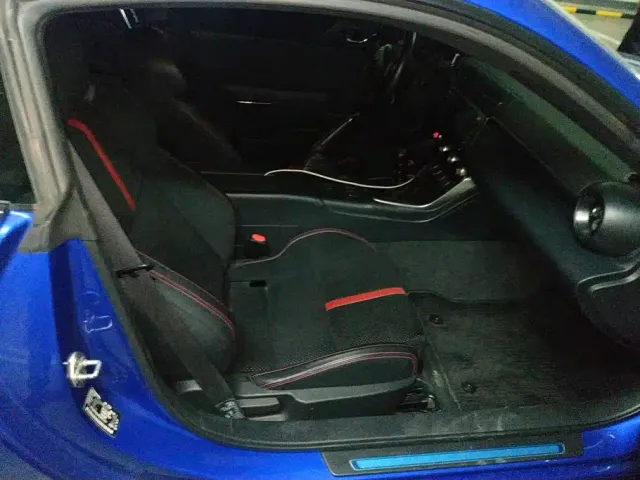 Subaru BRZ — Фото автомобиля 8
