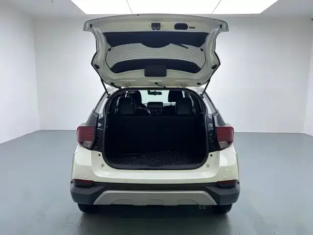 Toyota YARiS L Zhi Xuan — Фото автомобиля 16