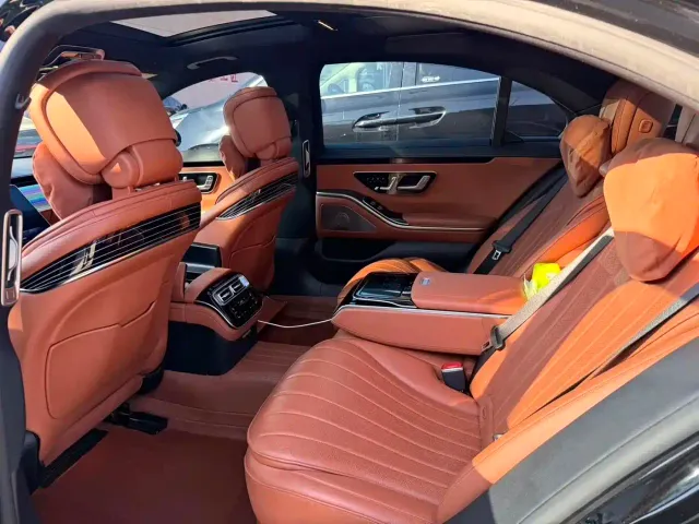 Mercedes-Benz S-Class — Фото автомобиля 7