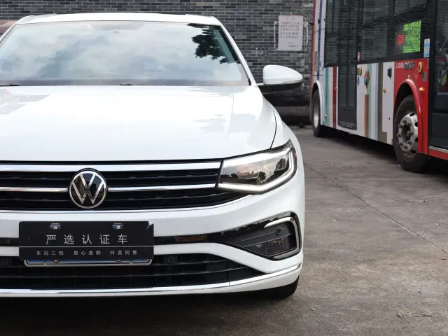 Volkswagen Bora — Фото автомобиля 27