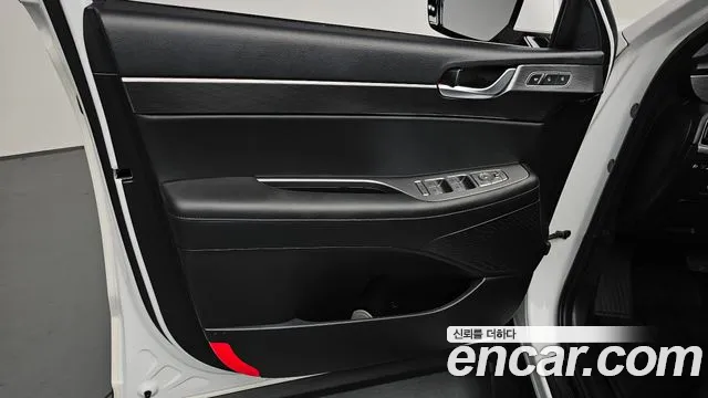 Hyundai Palisade Palisade Дизель 2.2 2WD — Фото автомобиля 20