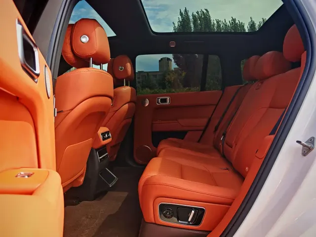Li Auto L7 — Фото автомобиля 25
