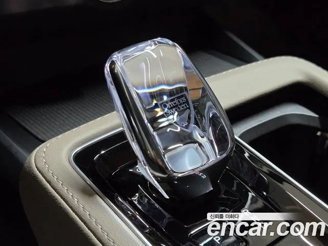 Volvo S90 — Фото автомобиля 8