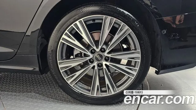Audi A6 45 TFSI quattro Premium — Фото автомобиля 21