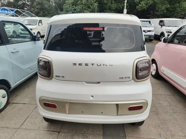 Bestune Pony — Фото автомобиля 5