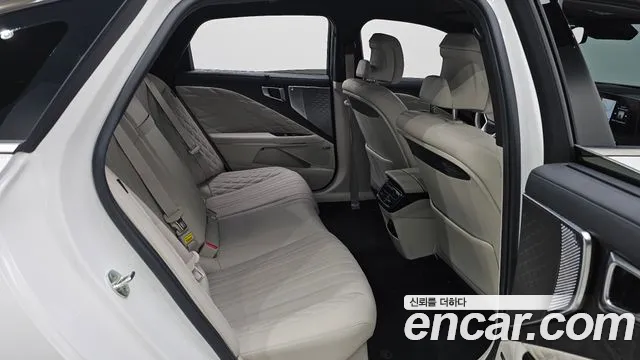 Kia K8 Hybrid — Фото автомобиля 18