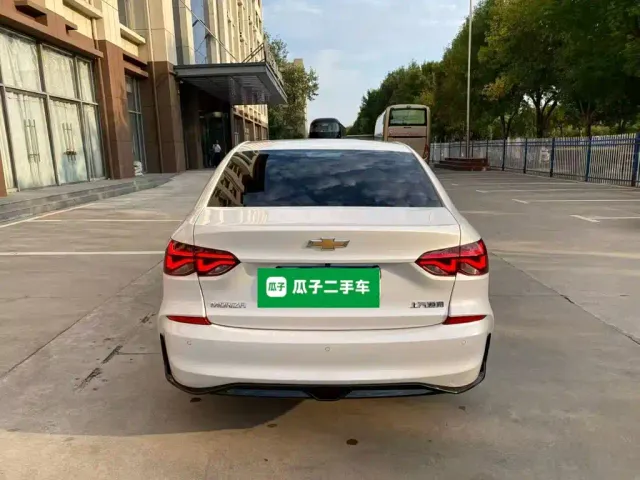 Chevrolet Monza — Фото автомобиля 5