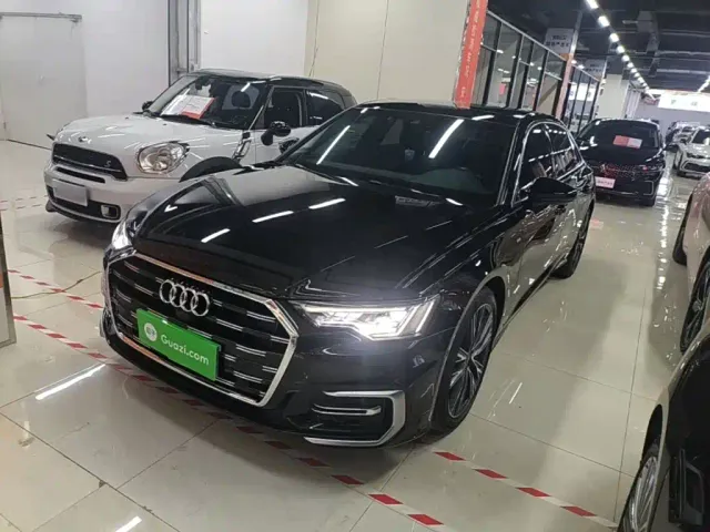 Фотография автомобиля — Audi A6L