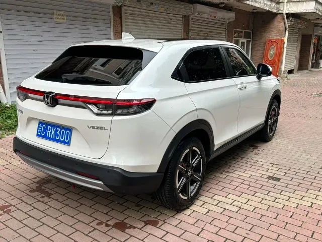 Honda Vezel — Фото автомобиля 4