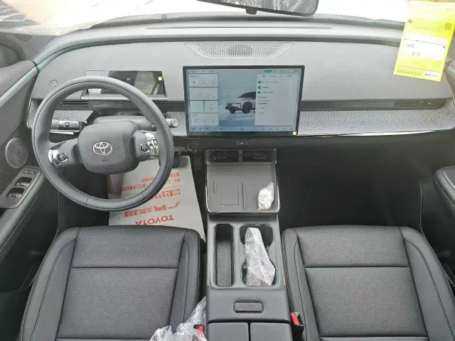 Toyota BoZhi 3X — Фото автомобиля 5