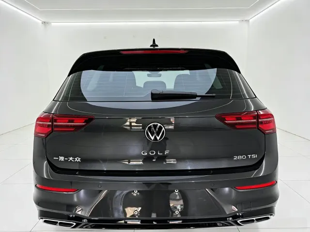 Volkswagen Golf — Фото автомобиля 5