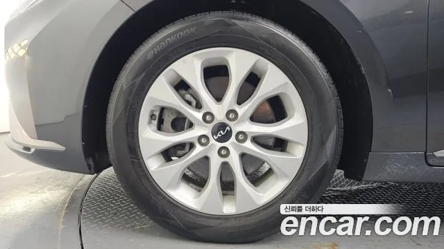 Kia K8 2.5 Бензин 2WD — Фото автомобиля 5