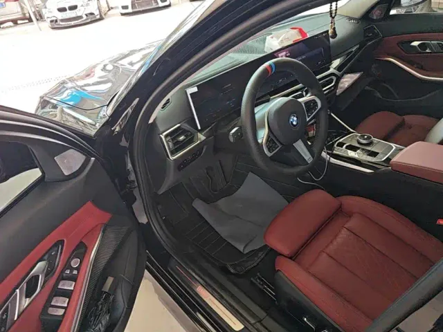BMW i3 — Фото автомобиля 15