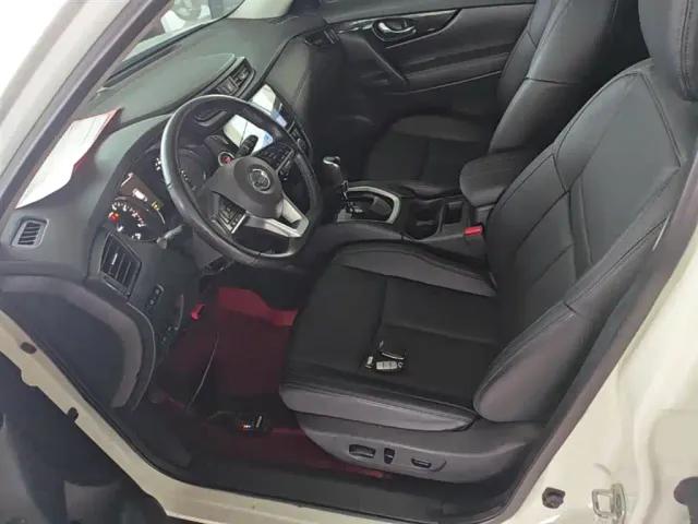 Nissan X-Trail — Фото автомобиля 14