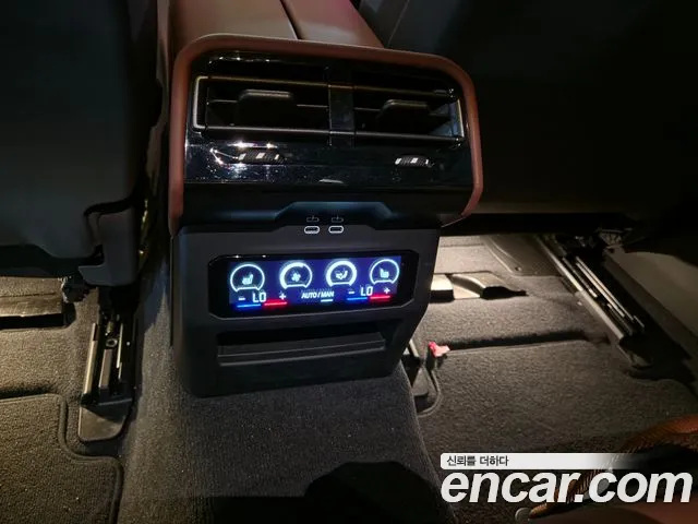 BMW 5 Series G60 — Фото автомобиля 9
