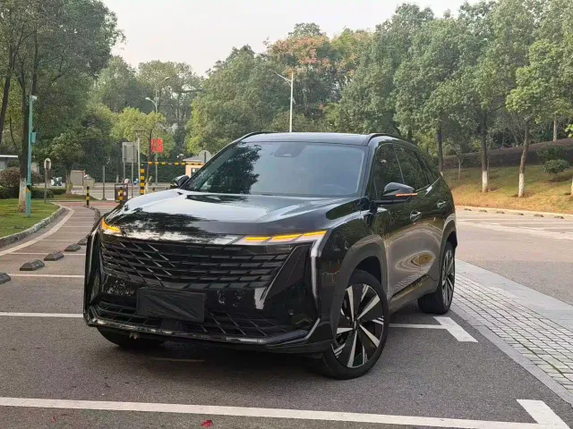 Geely Boyue L — Фото автомобиля 3