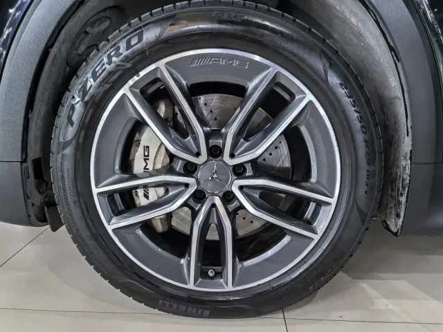 Mercedes-Benz GLB AMG — Фото автомобиля 4