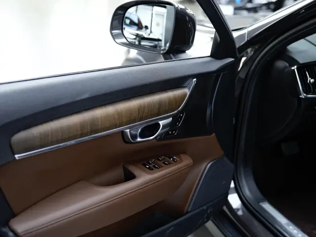 Volvo V90 — Фото автомобиля 9