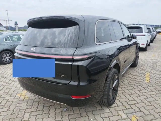 Li Auto L9 — Фото автомобиля 4