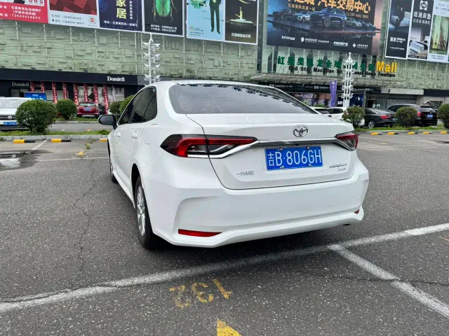 Toyota Corolla — Фото автомобиля 4
