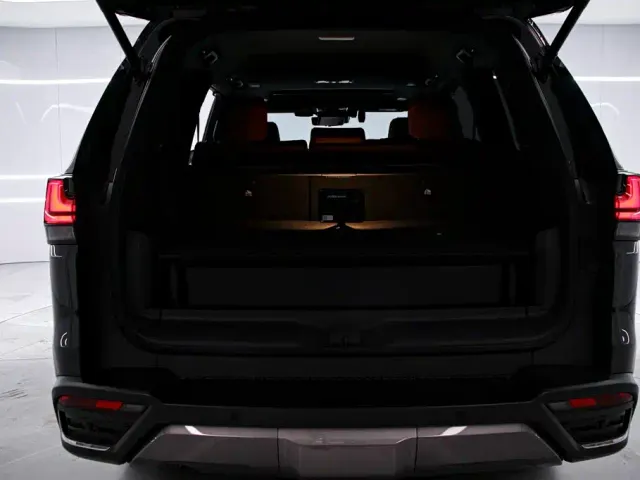 Lexus LX — Фото автомобиля 20