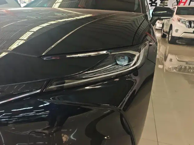 Toyota Camry — Фото автомобиля 5