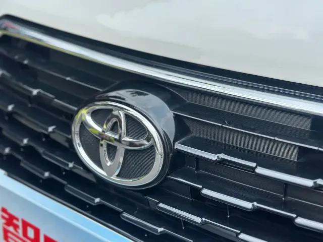 Toyota YARiS L Zhi Xuan — Фото автомобиля 12